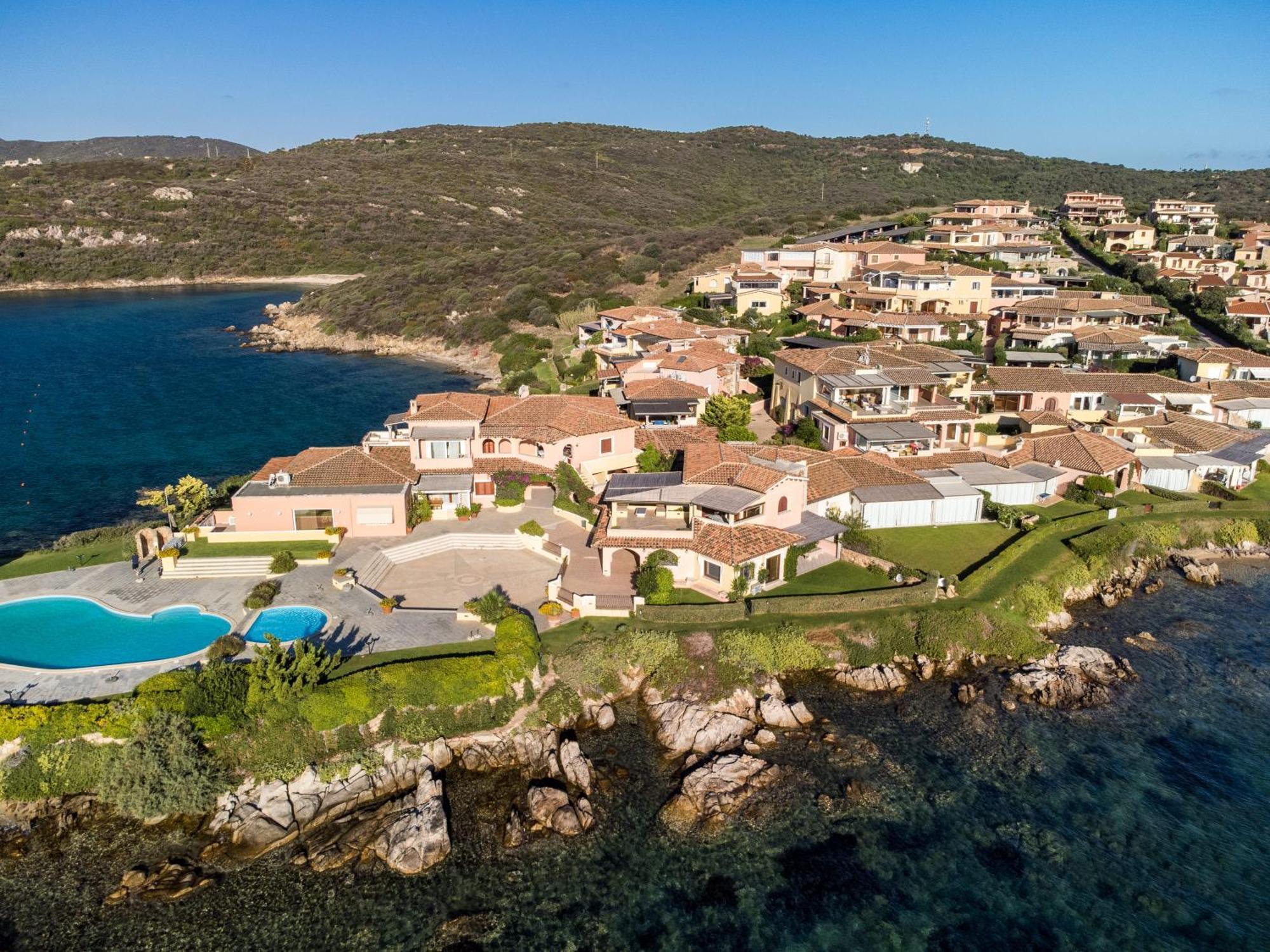 S'Abba Seafront Apartments - Your House In Sardinia Гольфо-Аранчи Экстерьер фото