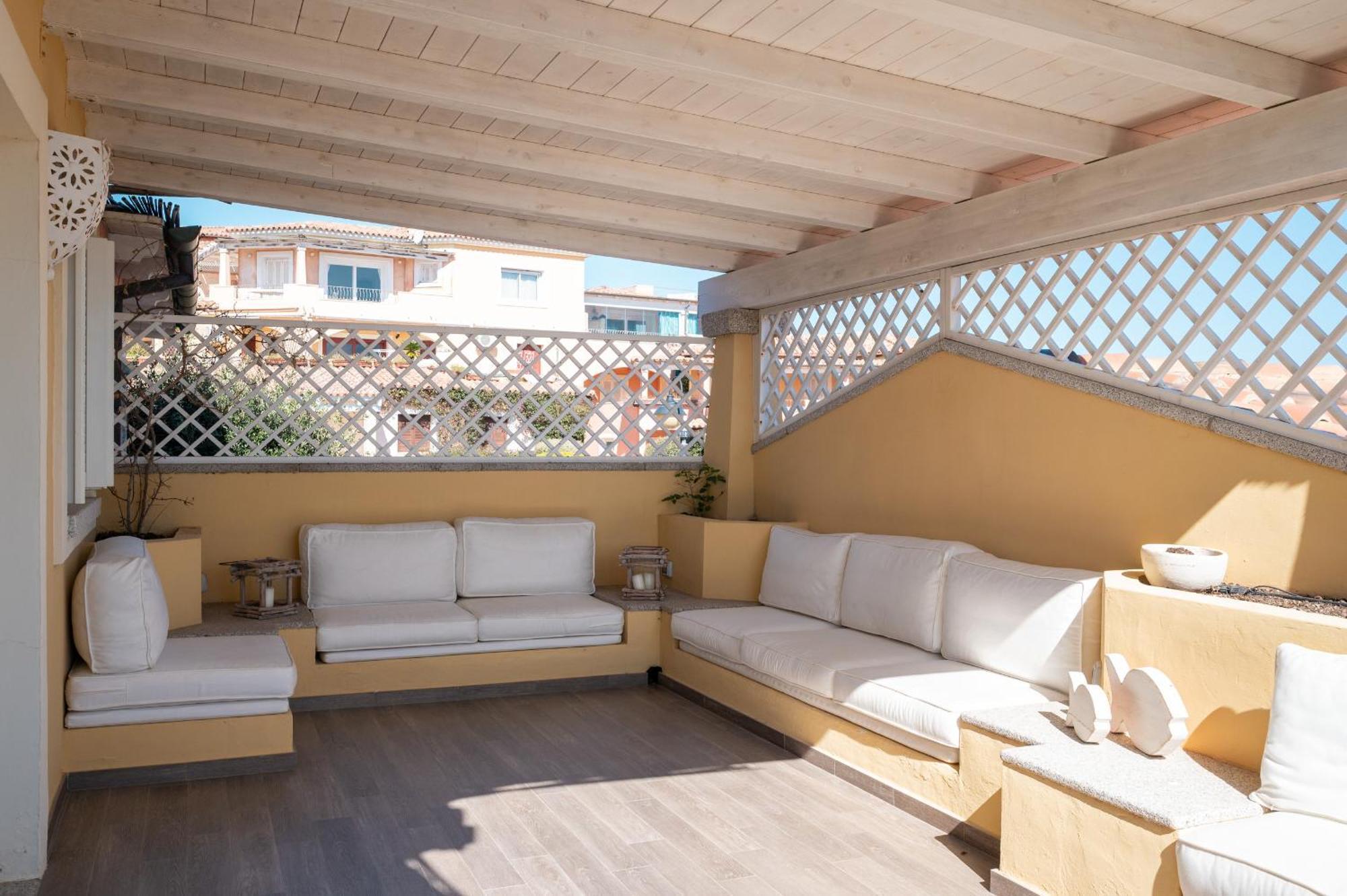 S'Abba Seafront Apartments - Your House In Sardinia Гольфо-Аранчи Экстерьер фото