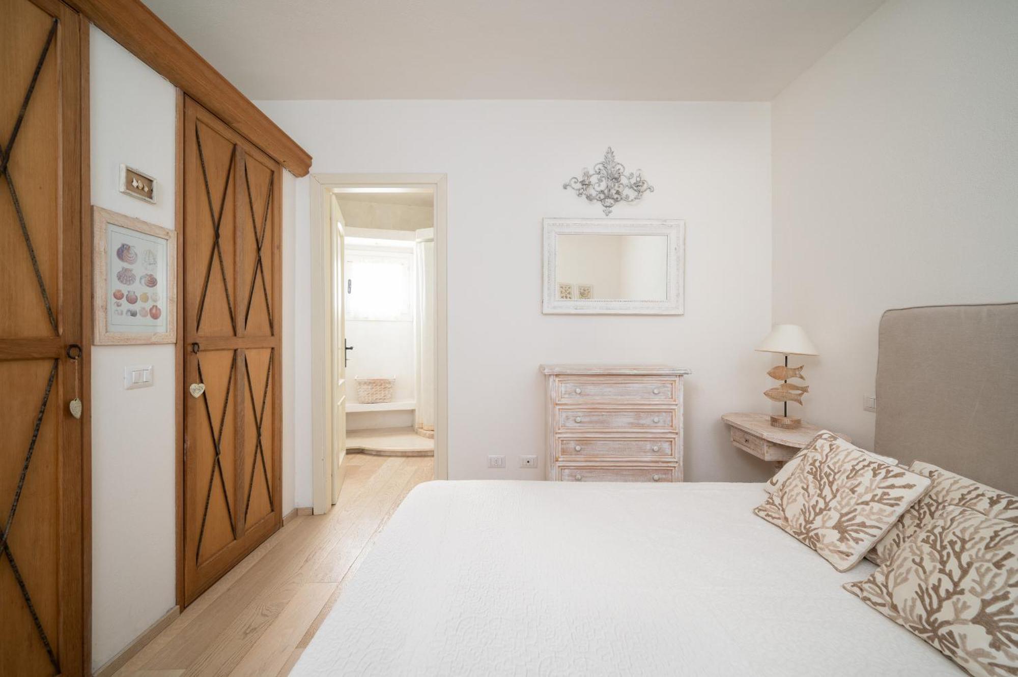 S'Abba Seafront Apartments - Your House In Sardinia Гольфо-Аранчи Экстерьер фото