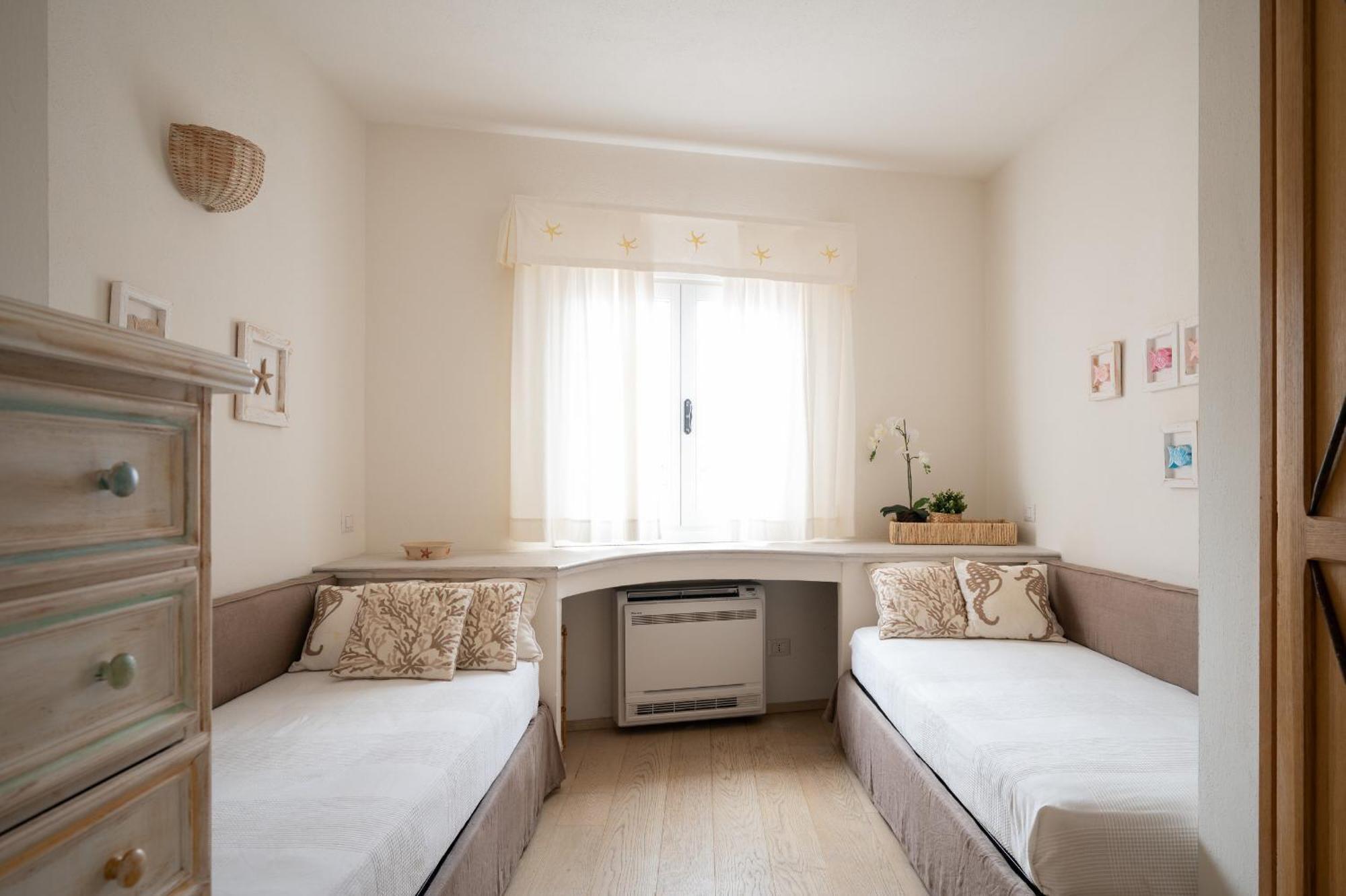S'Abba Seafront Apartments - Your House In Sardinia Гольфо-Аранчи Экстерьер фото